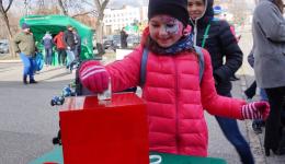 Футбольные болельщики собрали 200 тысяч рублей на лечение детей
