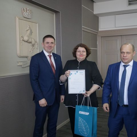 В АДМИНИСТРАЦИИ ГОРОДА ТОМСКА НАГРАДИЛИ ПОБЕДИТЕЛЕЙ БЛАГОТВОРИТЕЛЬНОЙ ПРОГРАММЫ «ФОРМУЛА ХОРОШИХ ДЕЛ»