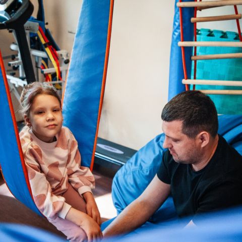 ЛФК в "Школе особенных семей": шаг за шагом к развитию