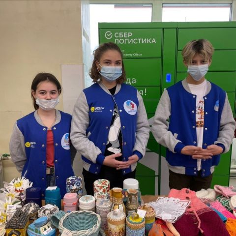 Благотворительная ярмарка "Мама самый близкий родной человек" в поддержку Льва Бодажкова