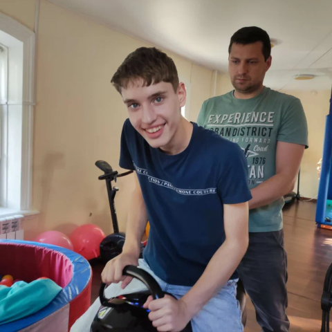 Ребенок стал сильнее и выносливее: участники проекта "Мультиреабилитация" о пользе ЛФК