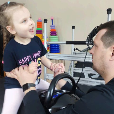 Евгений Иваненко: чудо-тренер проекта "Мультиреабилитация или "Обыкновенное чудо" спешит на помощь"