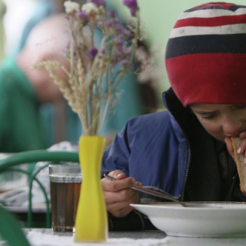 В России 26% семей с детьми живут за чертой бедности